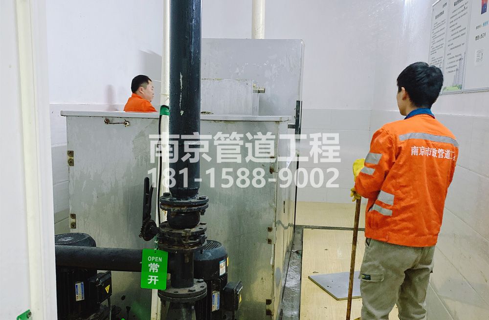 302中胜隔油设备清洗
